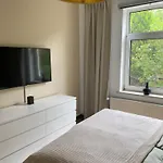 Gemütliche Und Moderne Apartment